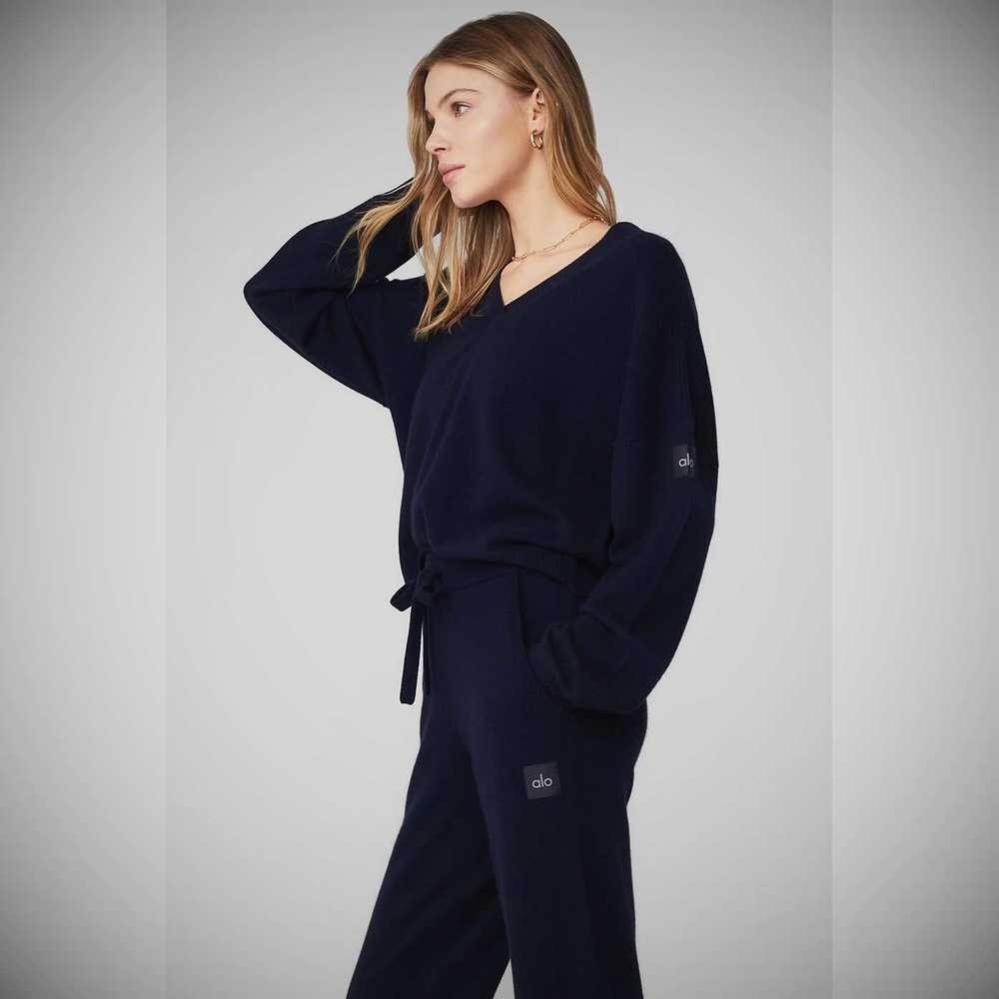 Alo Yoga Cashmere Jet Set V-Neck Pullover Damen Navy | AFCSQB245