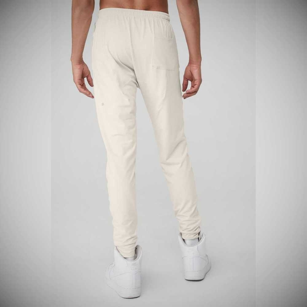 Alo Yoga Conquer Revitalize Hose Herren Beige | XIRZHP903