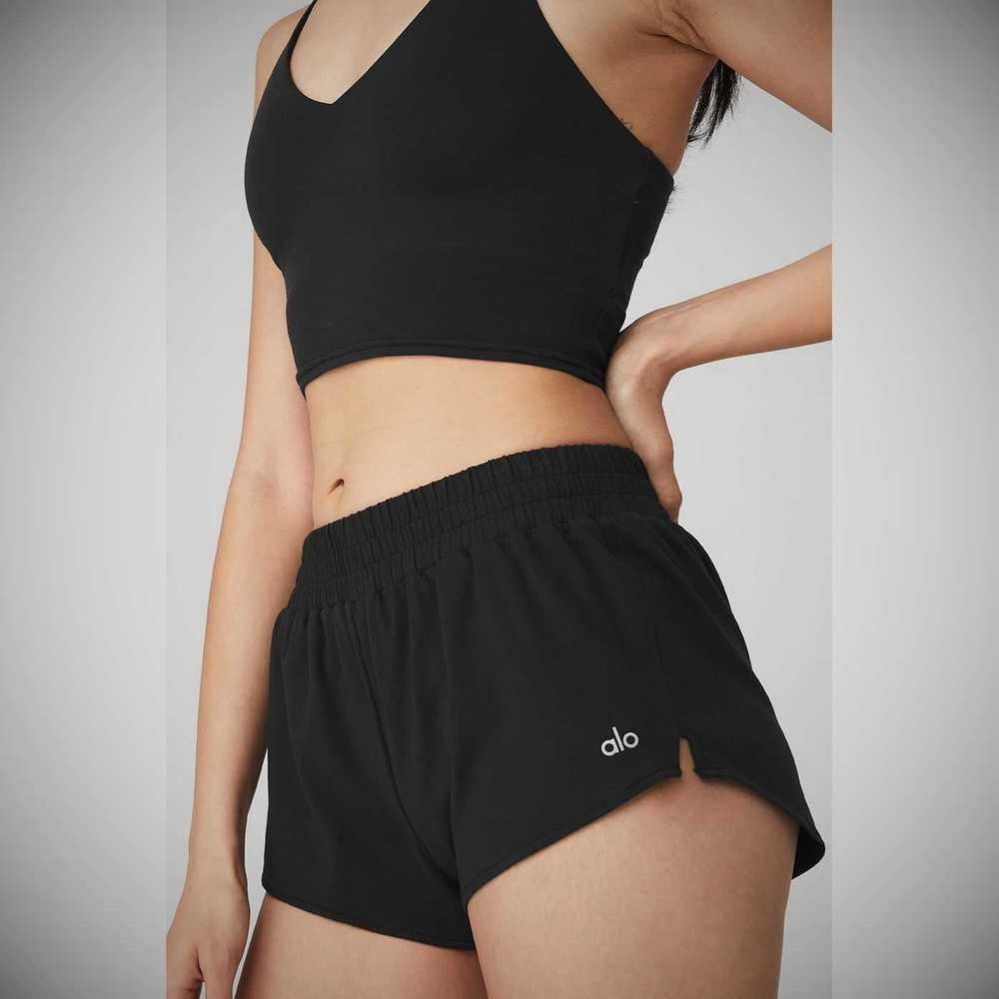 Alo Yoga Dolphin Kurze Hose Damen Schwarz | JYGIBT021