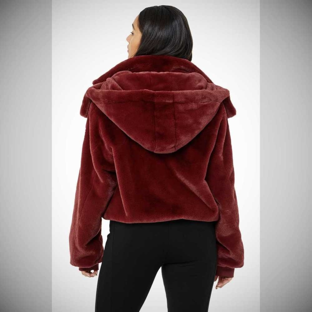 Alo Yoga Faux Fur Foxy Jacke Damen Rot | HTAESL894