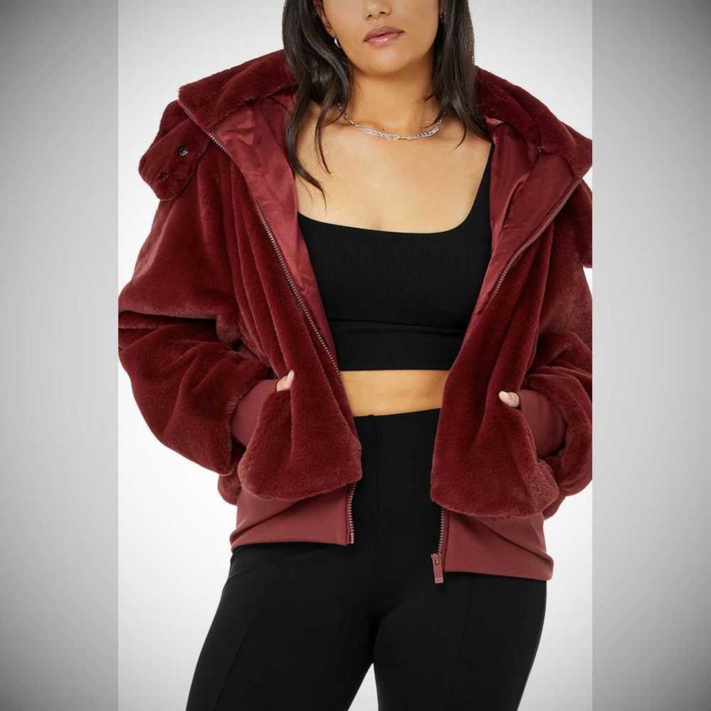 Alo Yoga Faux Fur Foxy Jacke Damen Rot | HTAESL894