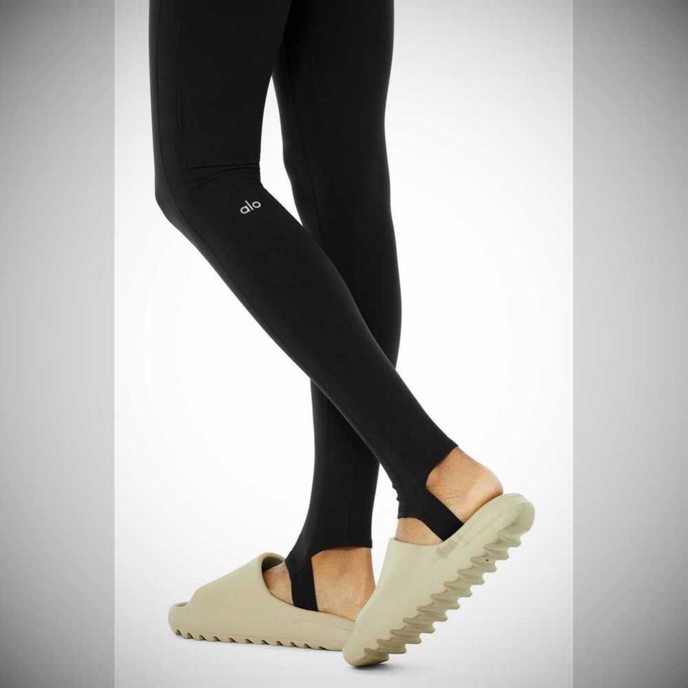 Alo Yoga High-Taille Winter Warmth Plush Stirrup Leggings Damen Schwarz | AQUVTH256