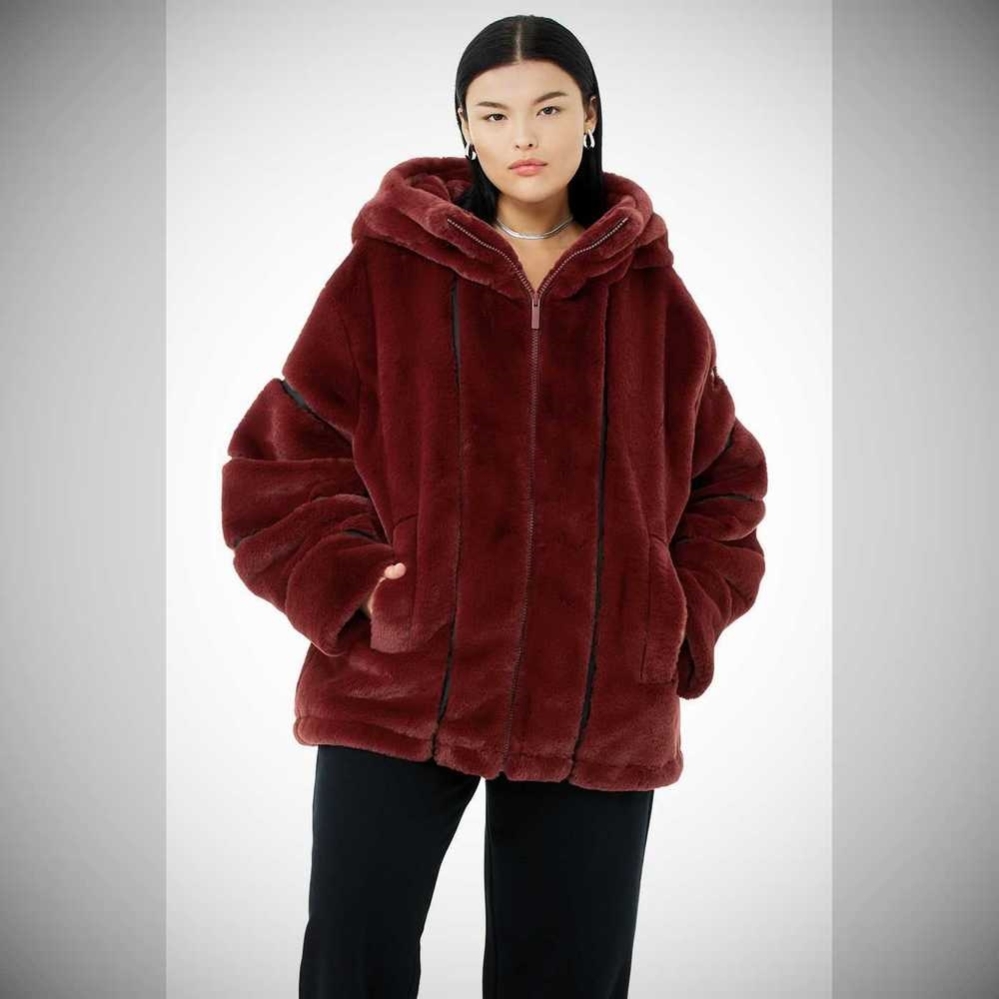 Alo Yoga Knock Out Faux Fur Jacke Damen Rot | IBVGOL702