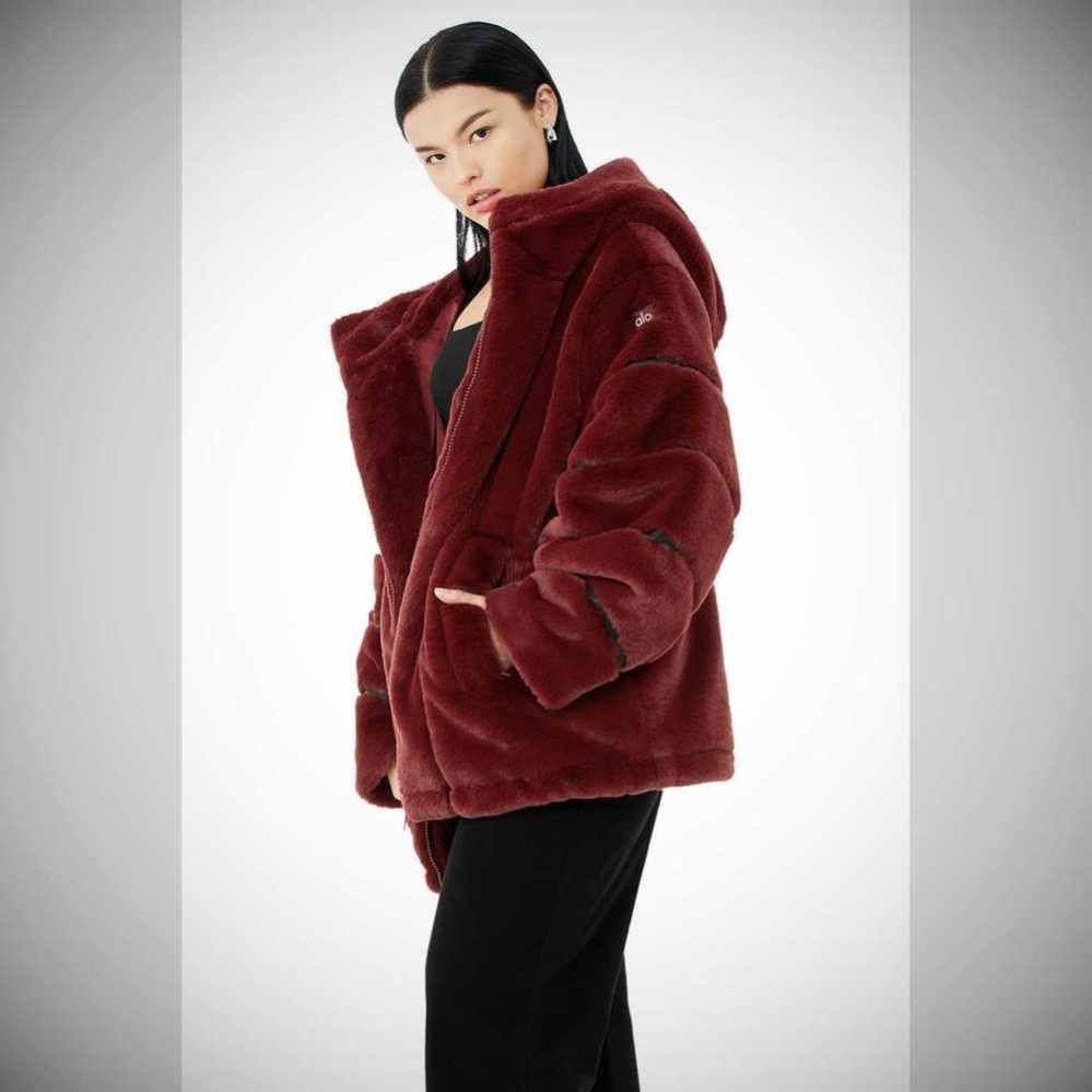 Alo Yoga Knock Out Faux Fur Jacke Damen Rot | IBVGOL702