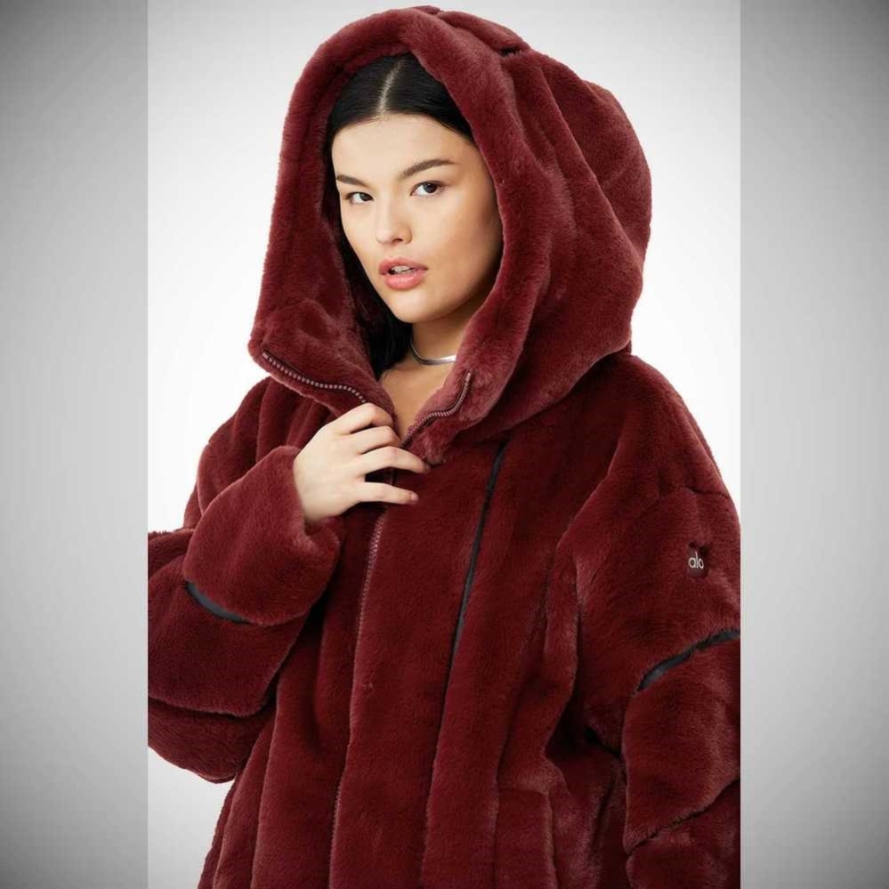 Alo Yoga Knock Out Faux Fur Jacke Damen Rot | IBVGOL702