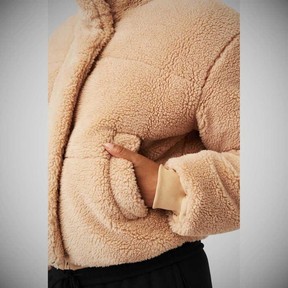 Alo Yoga Sherpa Snow Angel Puffer Jacke Damen Camel | WLIPSX859