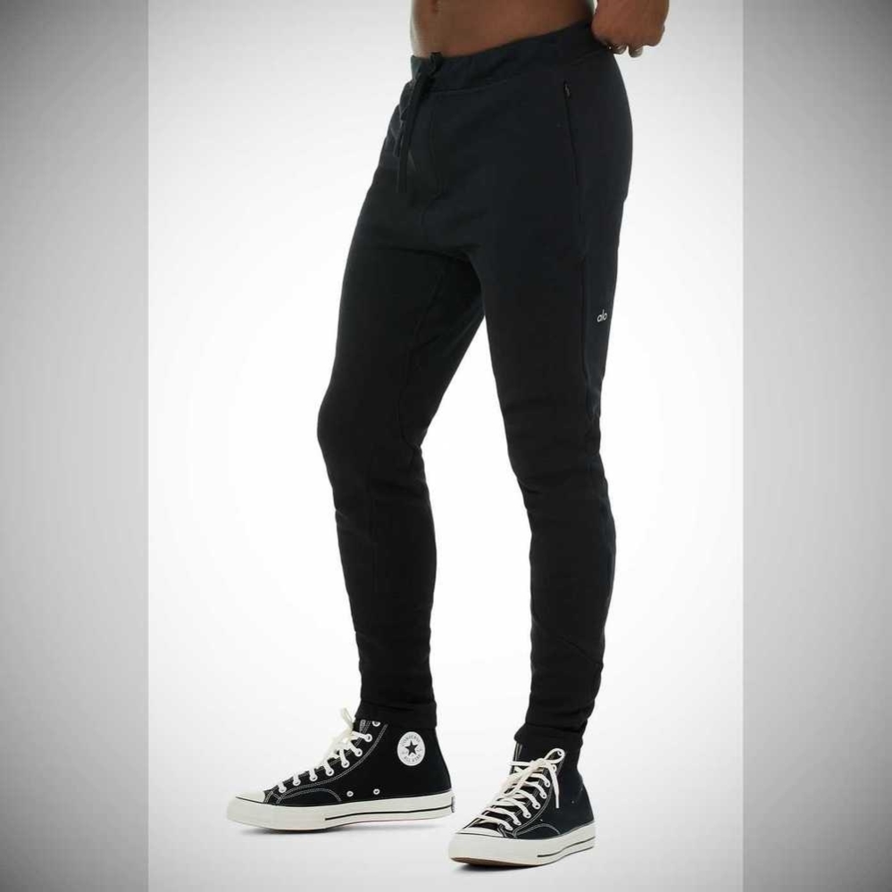 Alo Yoga The Triumph Sweathose Herren Schwarz | AFLGOR892