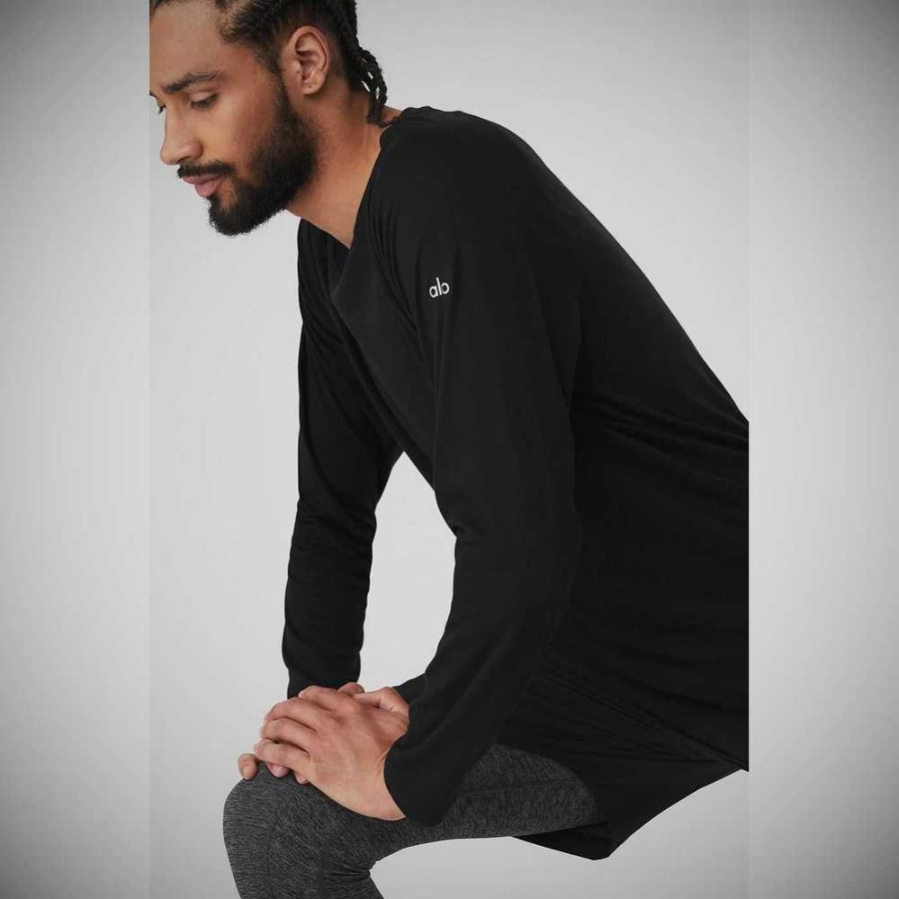 Alo Yoga Triumph Tee Long Sleeve Herren Schwarz | FGIOLM258