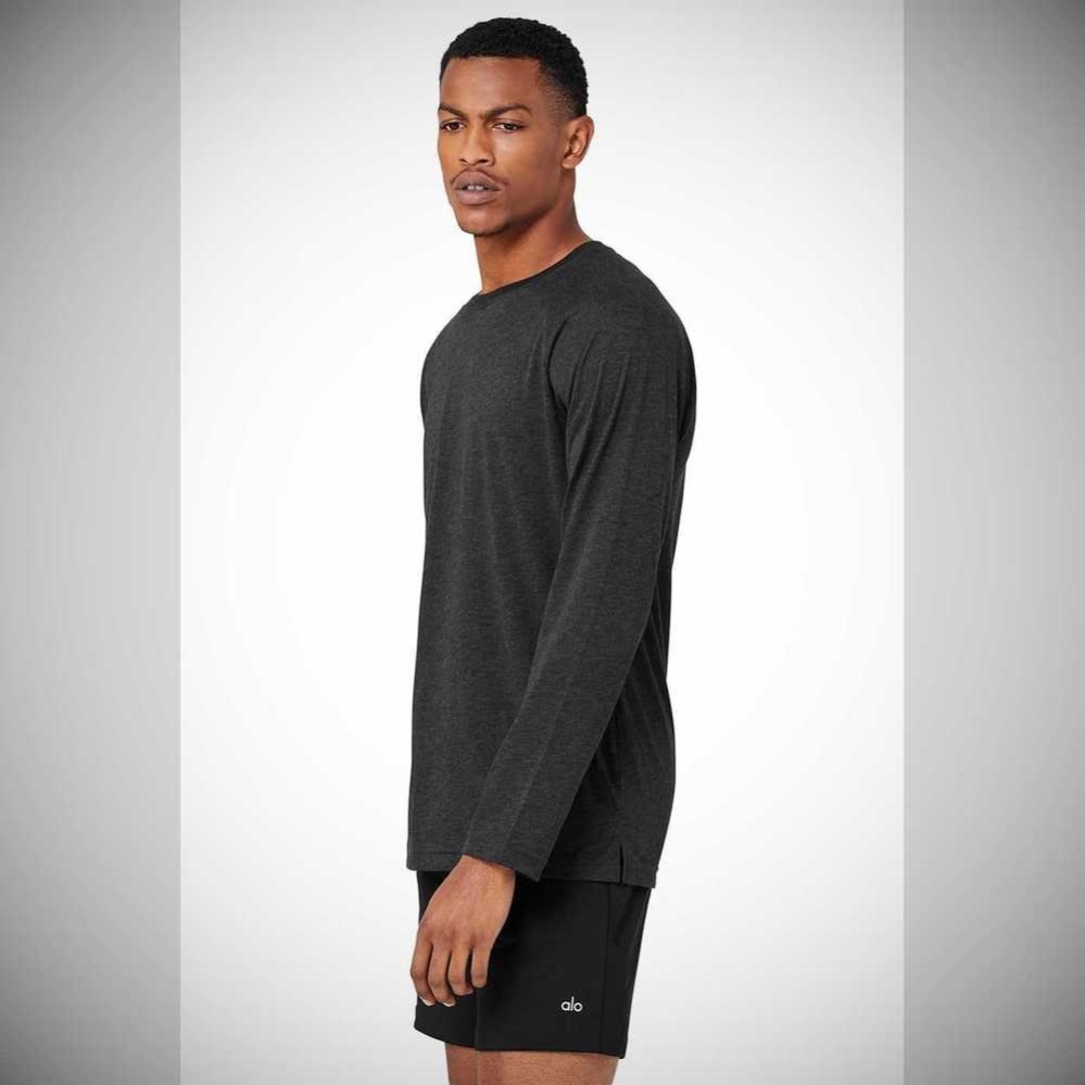 Alo Yoga Triumph Tee Long Sleeve Herren Schwarz | HTBMCX280